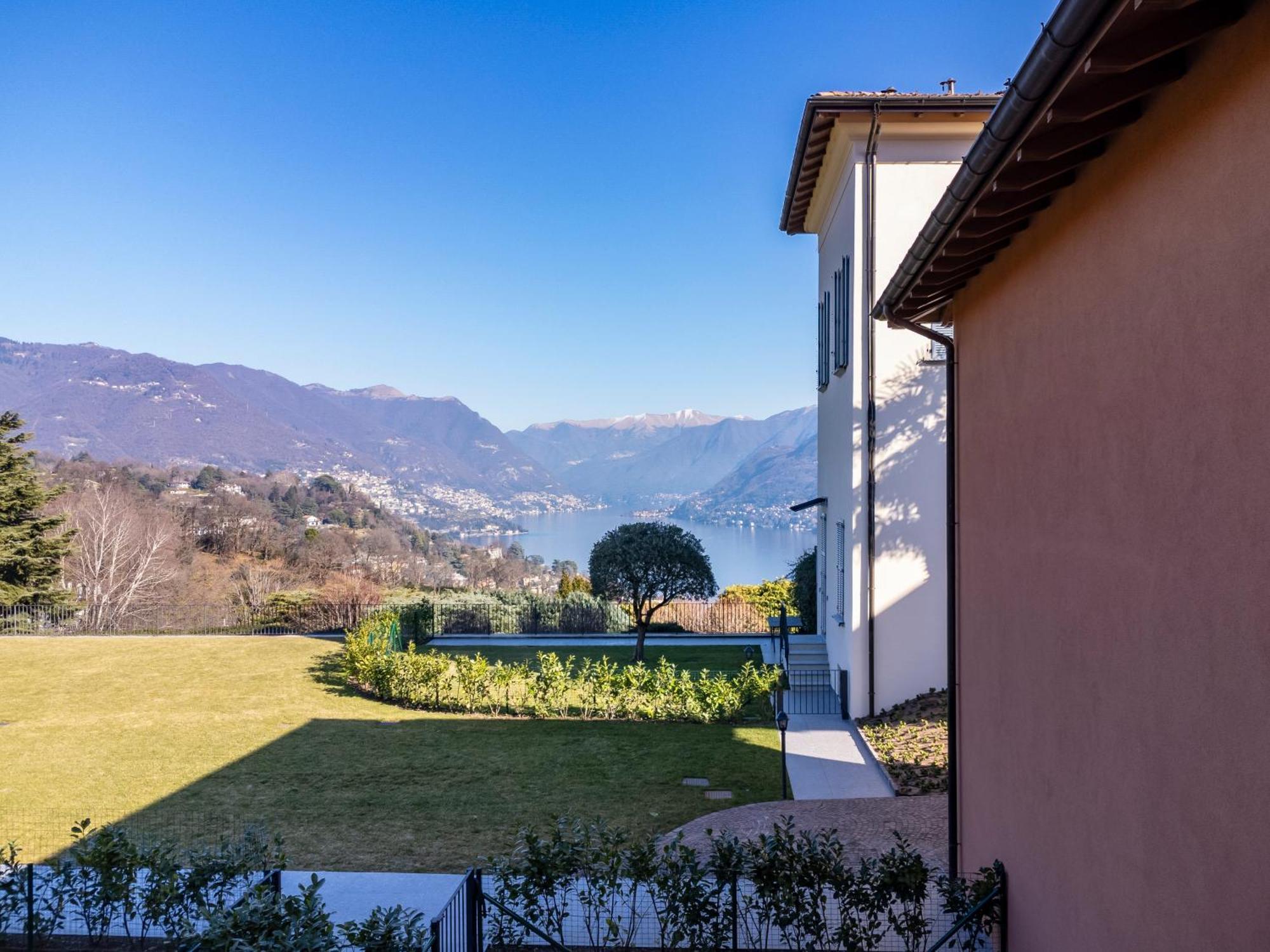 Alex'S Luxury Lake View Apt Pool And Tennis Como Zewnętrze zdjęcie